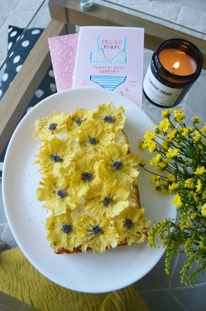Cakes and Bakes for Mother's Day - The Cardiff Cwtch - Pineapple Tray Bake