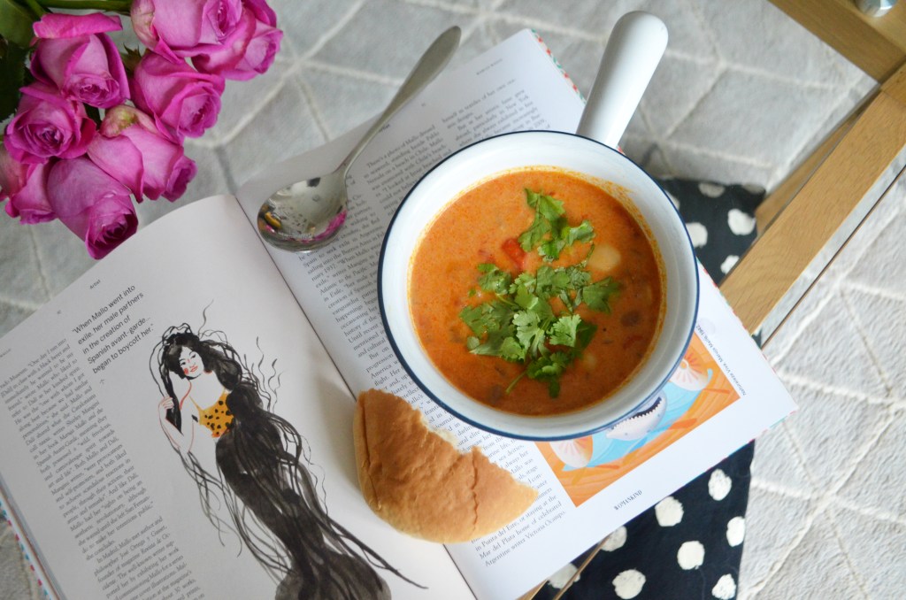 Vegan Recipes - Creamy Mexican Red Pepper and Bean Soup - The Cardiff Cwtch