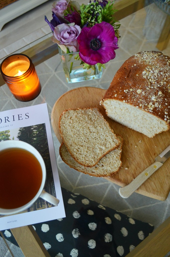 Simple Sunday Morning Oat Loaf - Bread Recipes - The Cardiff Cwtch